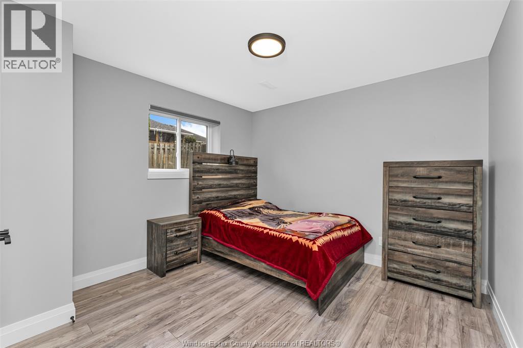 137 GARY AVENUE - 38