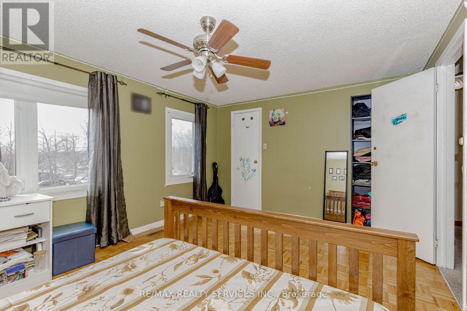 130 CUTTERS CRESCENT - 33