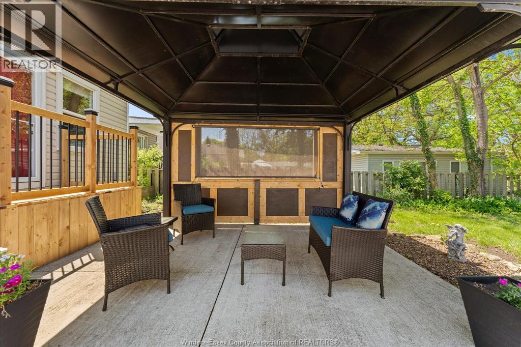 3560 BARRYMORE - 22