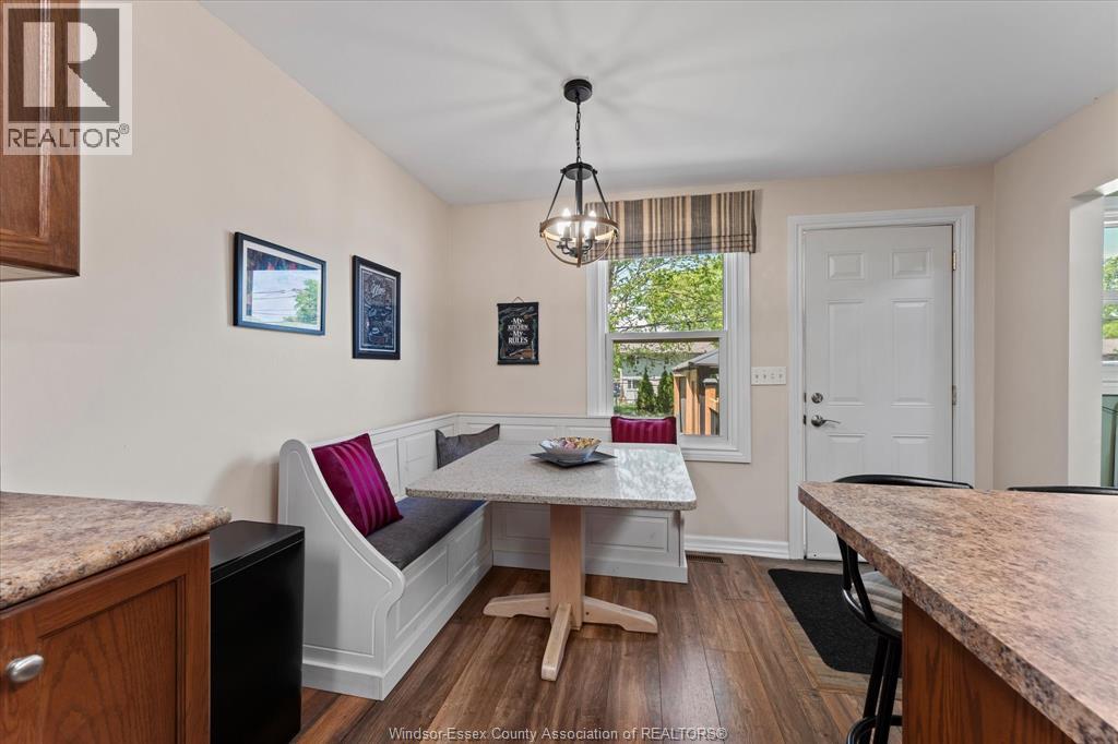3560 BARRYMORE - 12