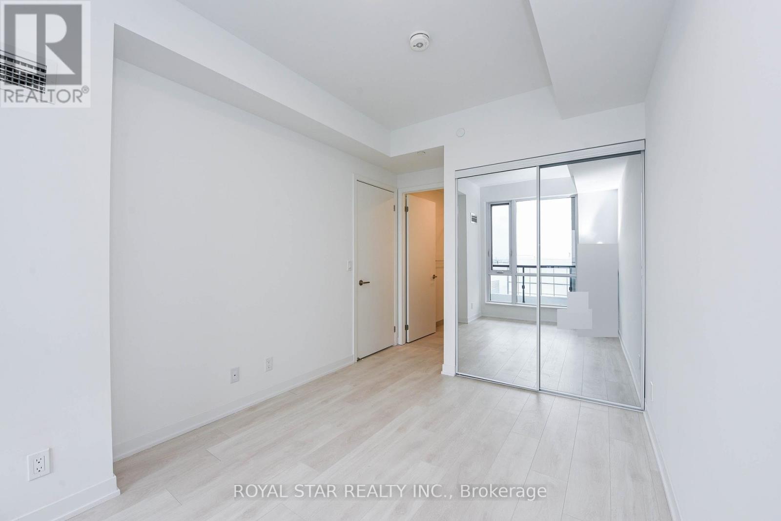 #1502 7950 BATHURST STREET - 19