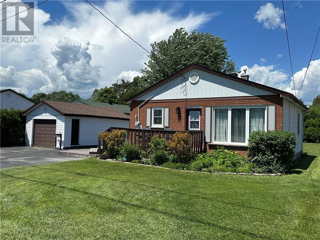 1564 Cecile Street - 1
