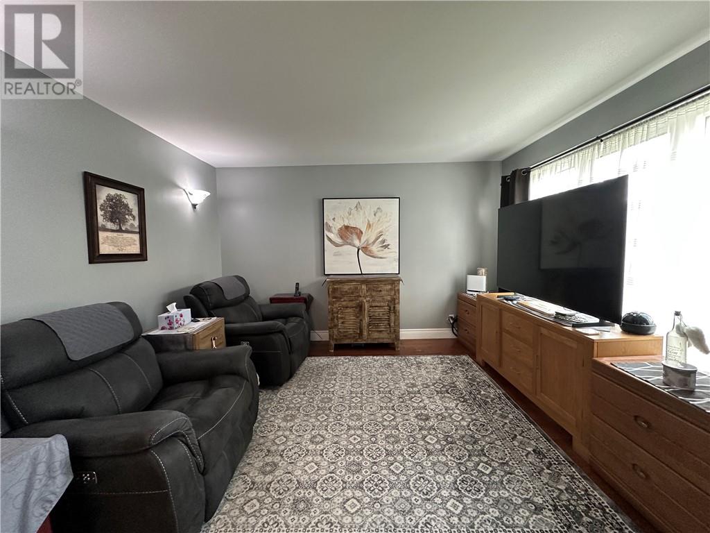 1564 Cecile Street - 17