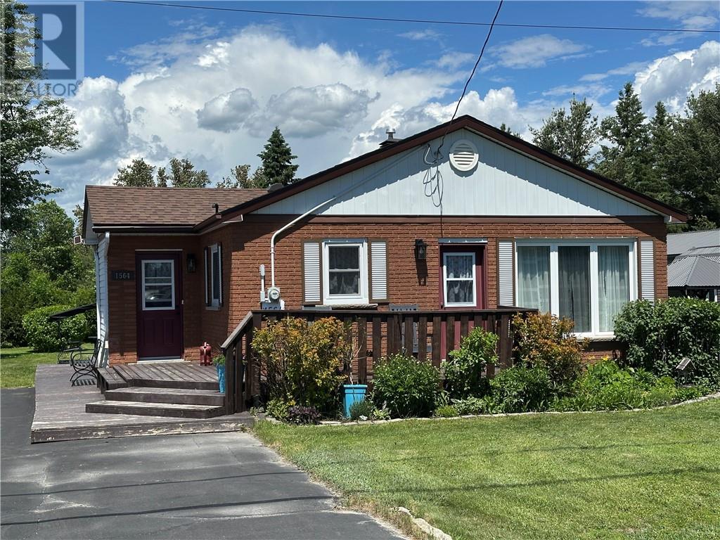 1564 Cecile Street - 2