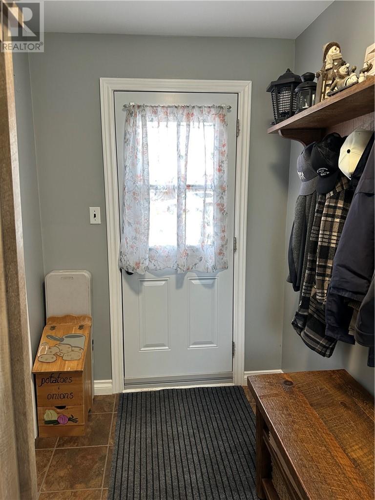 1564 Cecile Street - 31