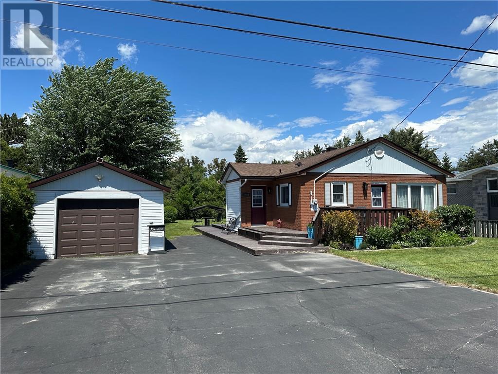 1564 Cecile Street - 4
