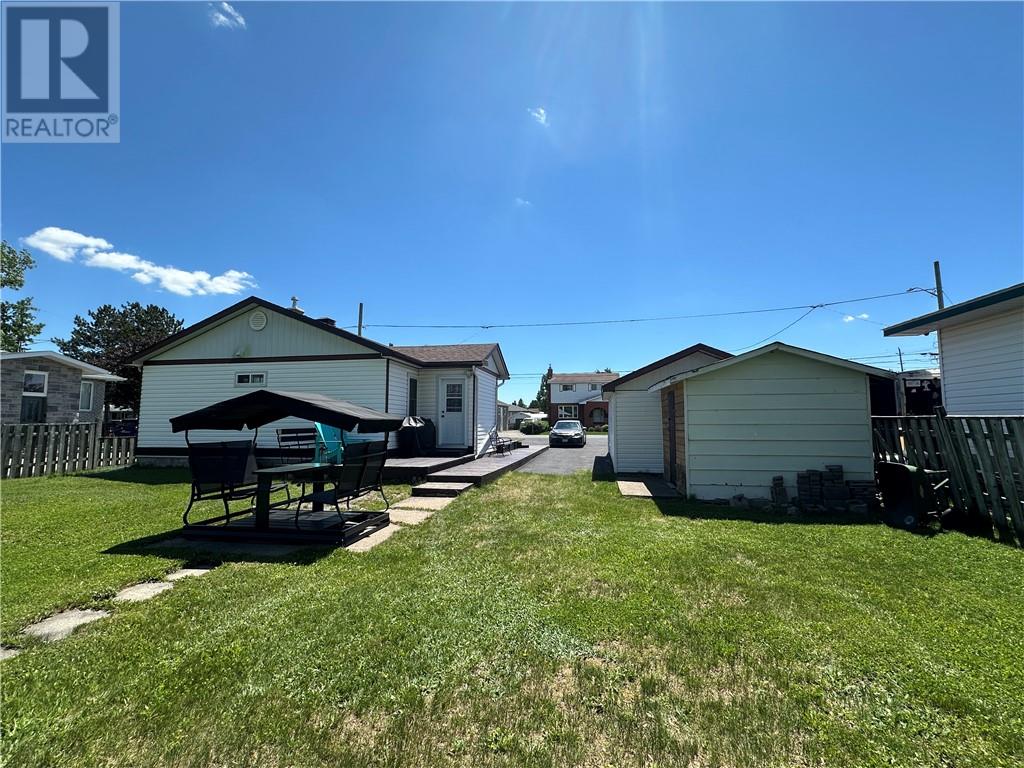 1564 Cecile Street - 7