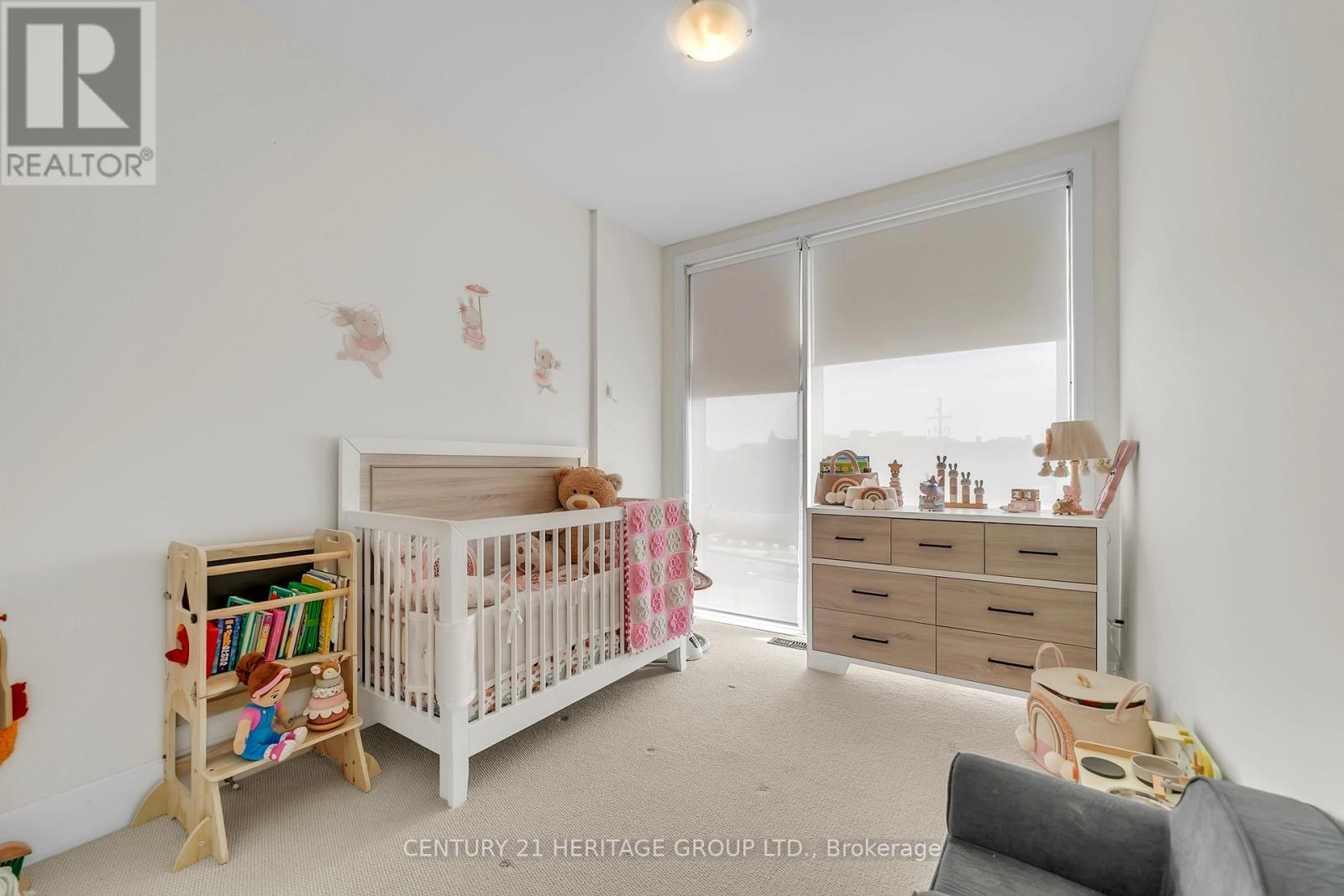 9136 BATHURST STREET - 18