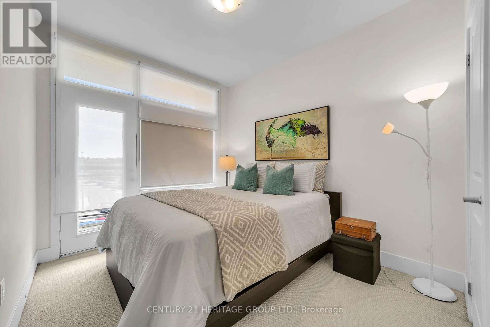 9136 BATHURST STREET - 19