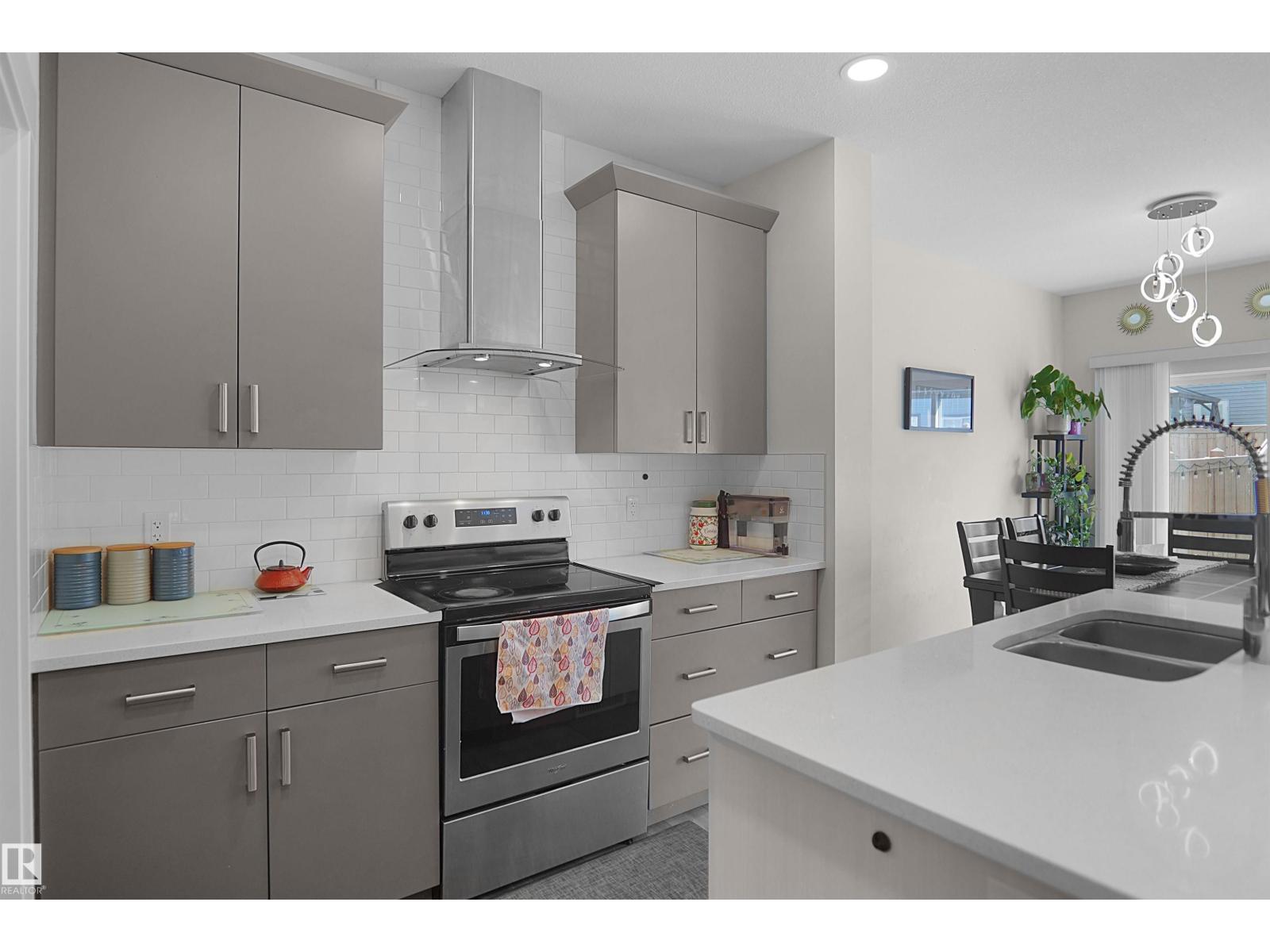 6537 167B AV NW — photo 30