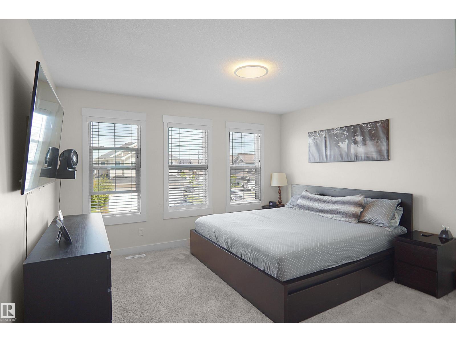 6537 167B AV NW — photo 37