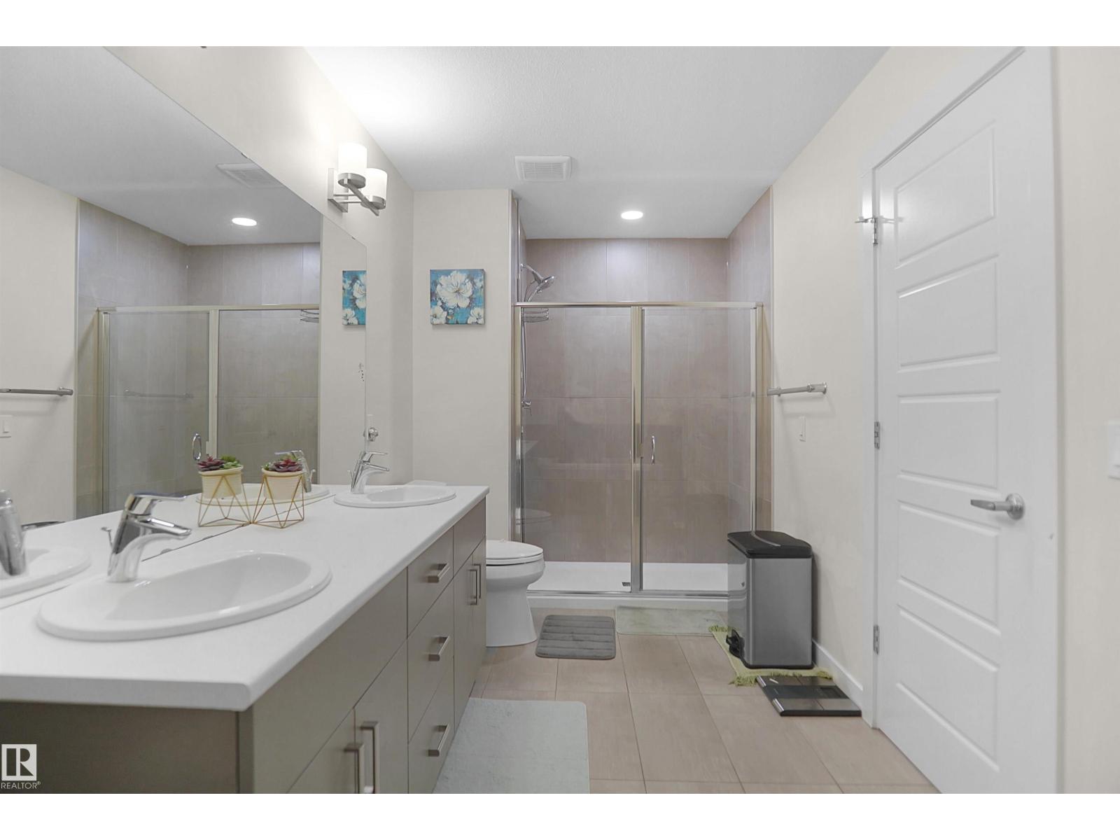 6537 167B AV NW — photo 42