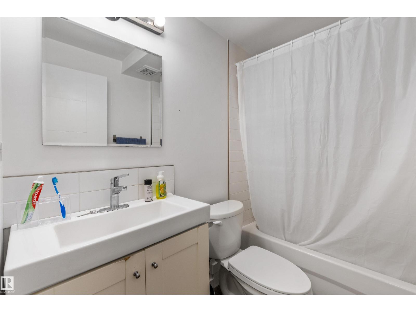1203 TREDGER CT NW - 46