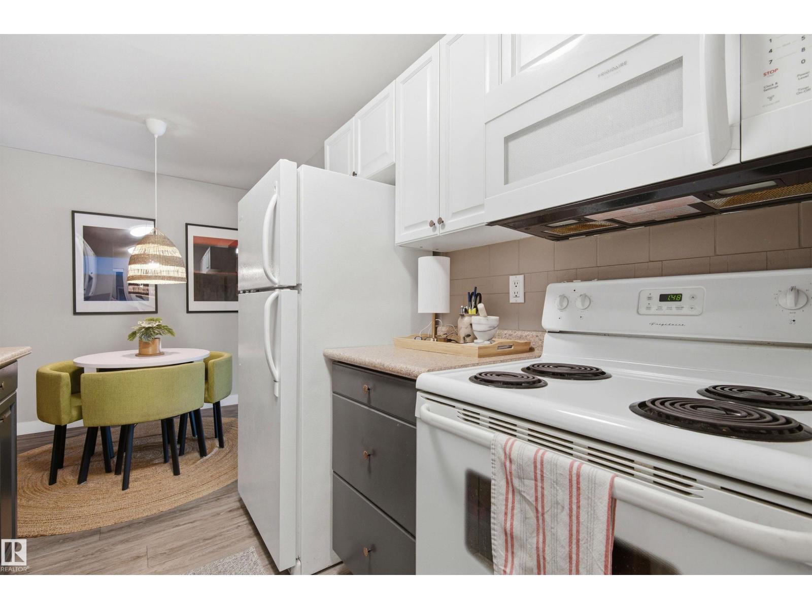 #202 10529 93 ST NW — photo 16