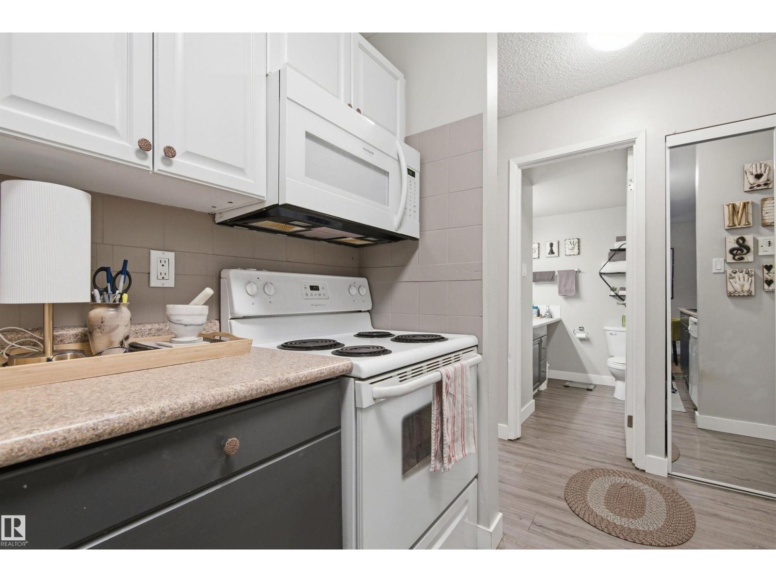 #202 10529 93 ST NW — photo 17