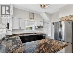 Dining room - 16 Duke Street, Campbellton, NB E3N2K2 Photo 12