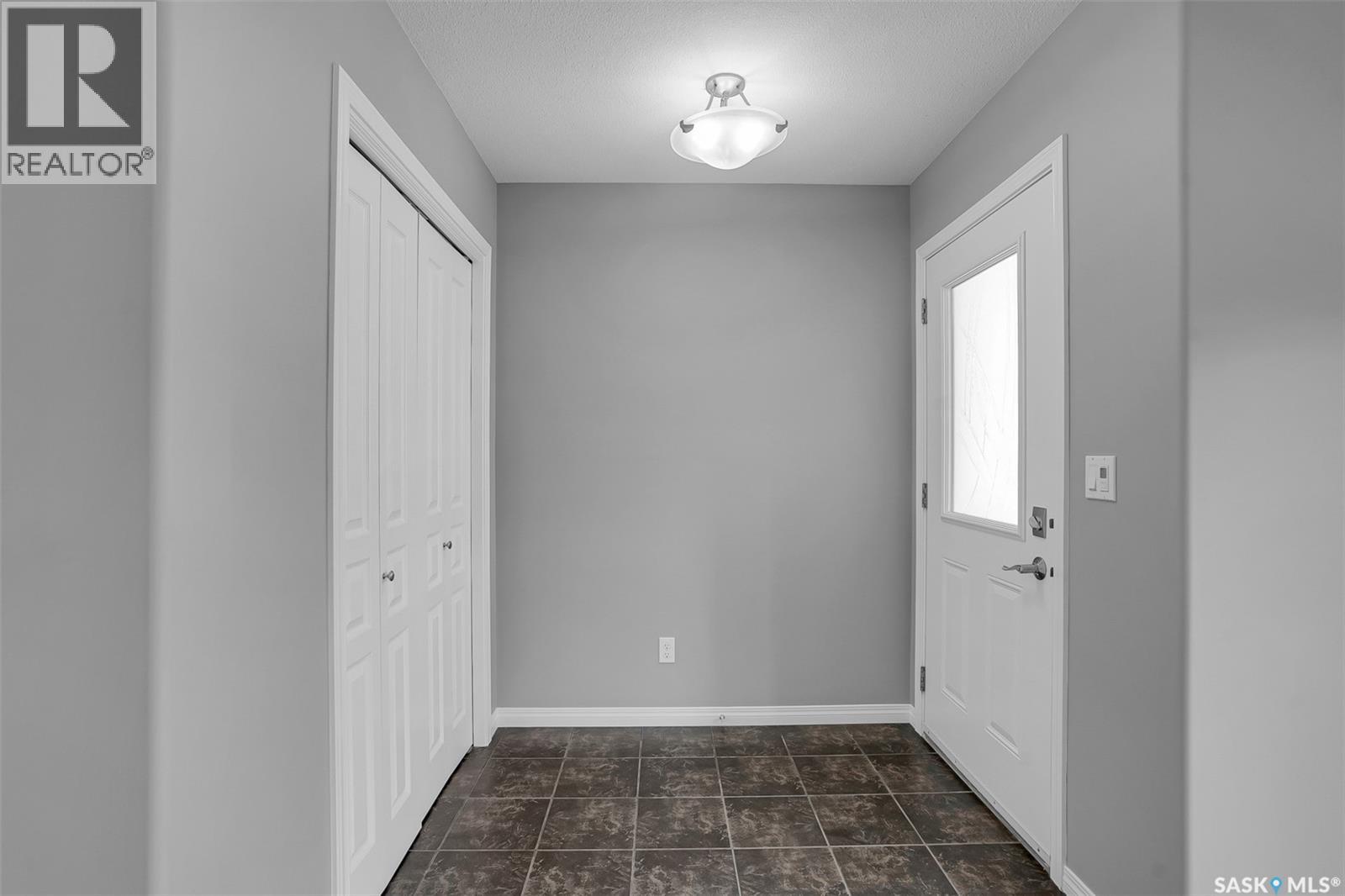 643 Hampton CIRCLE - photo 3