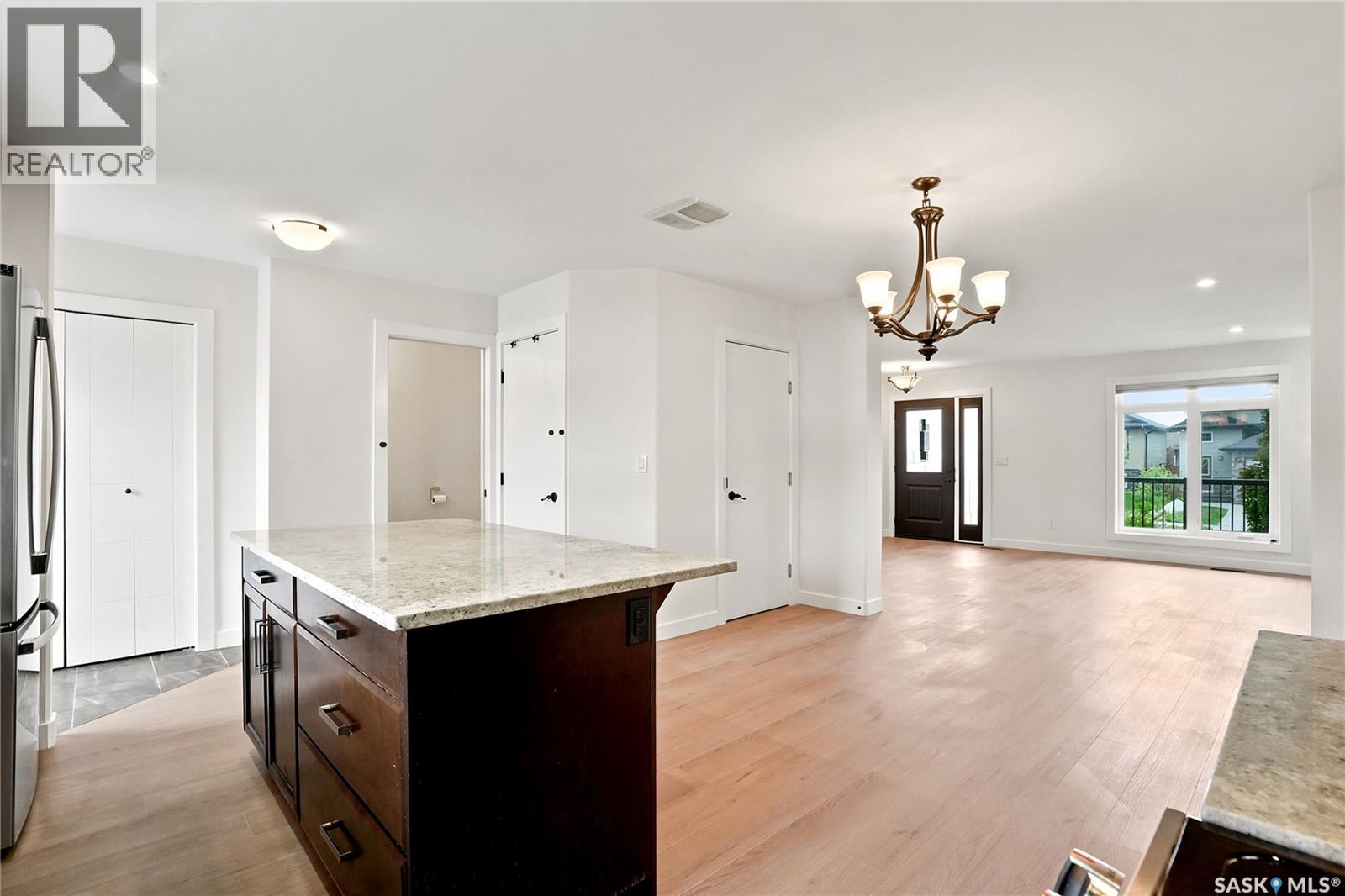543 Evergreen BOULEVARD — photo 15