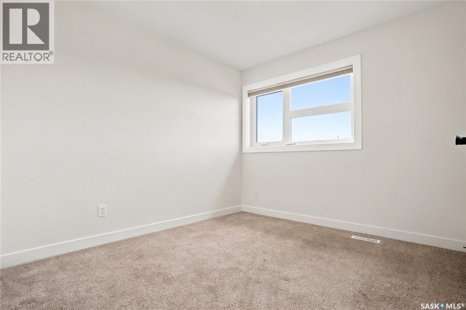 543 Evergreen BOULEVARD — photo 26