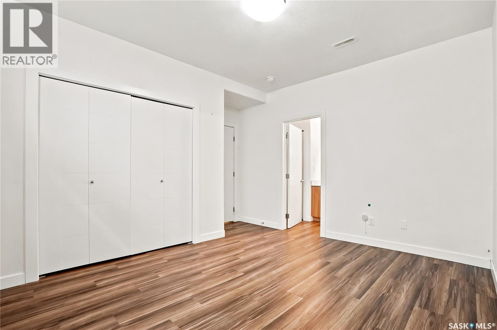 543 Evergreen BOULEVARD — photo 35