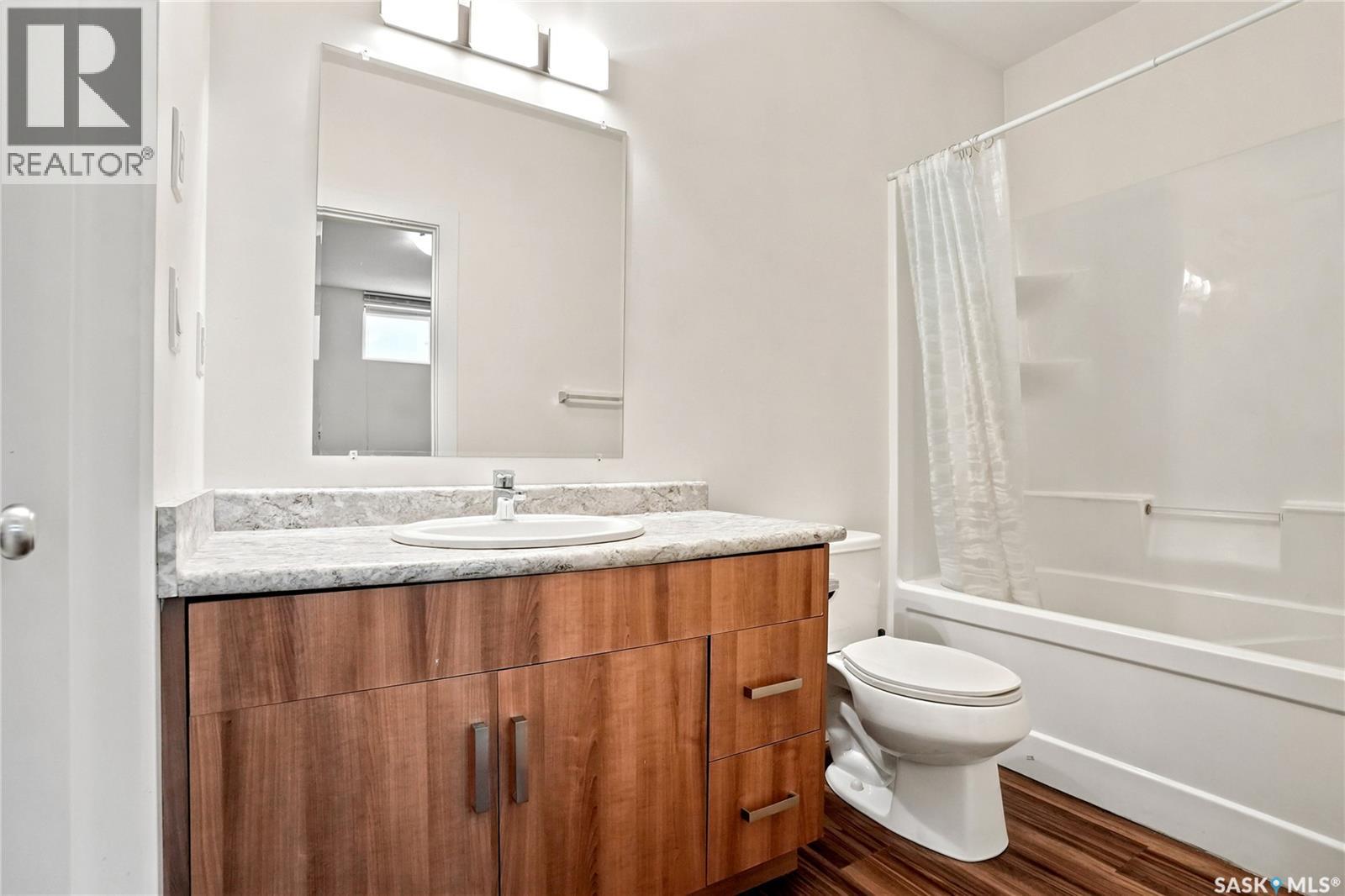 543 Evergreen BOULEVARD — photo 36