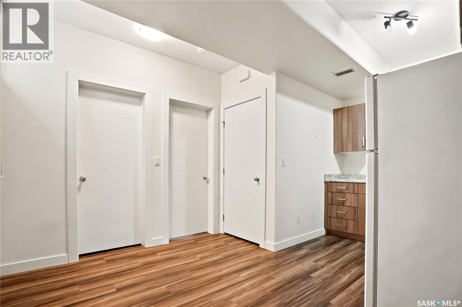 543 Evergreen BOULEVARD — photo 40