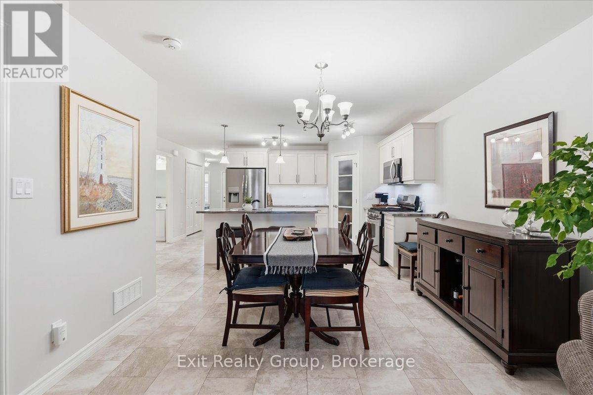 30 SANDHU CRESCENT - 11
