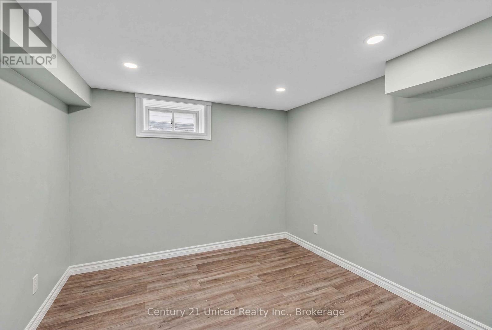 48 LEAHYS LANE - 20