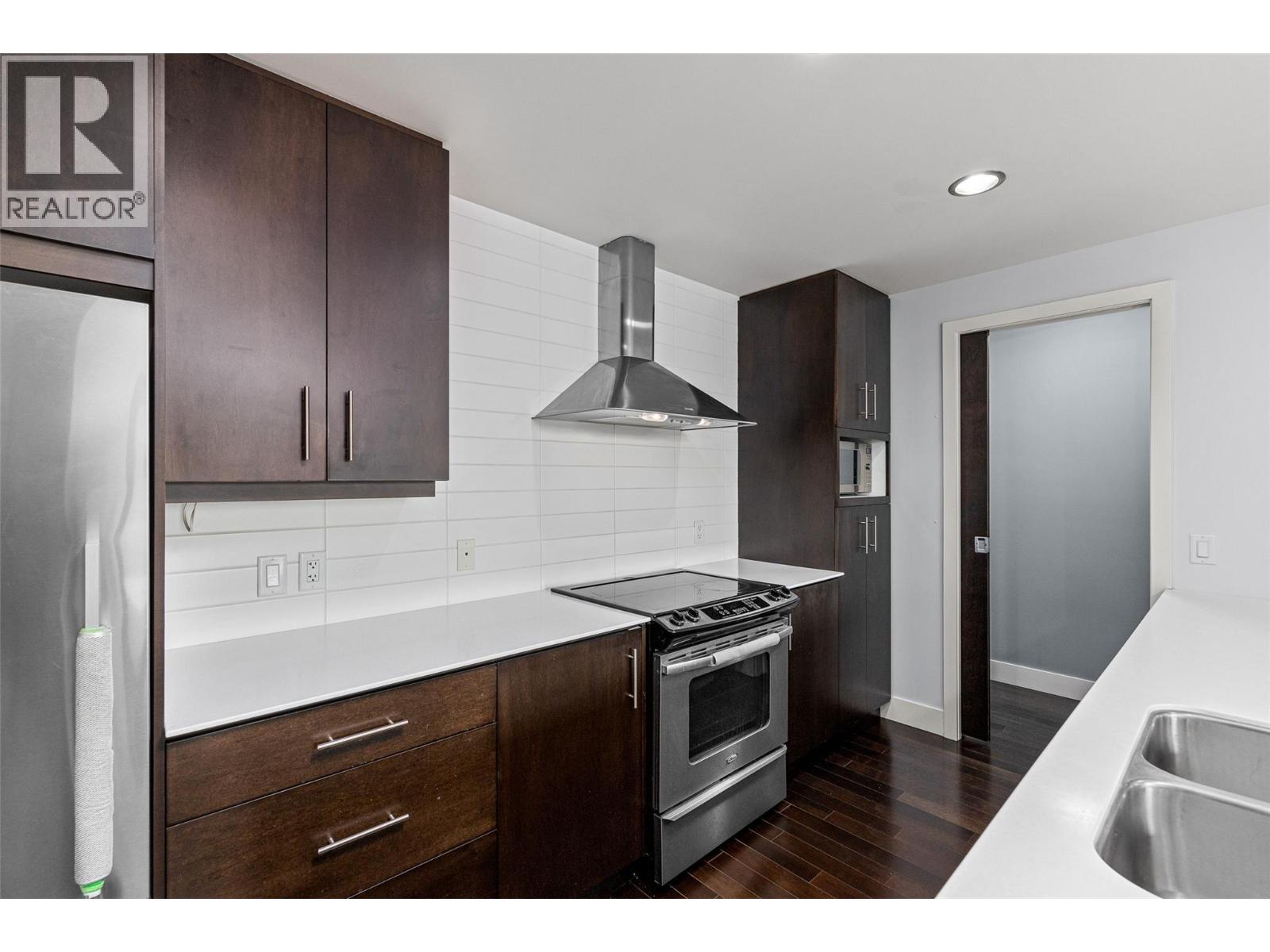 #807 2040 Springfield Road - 13