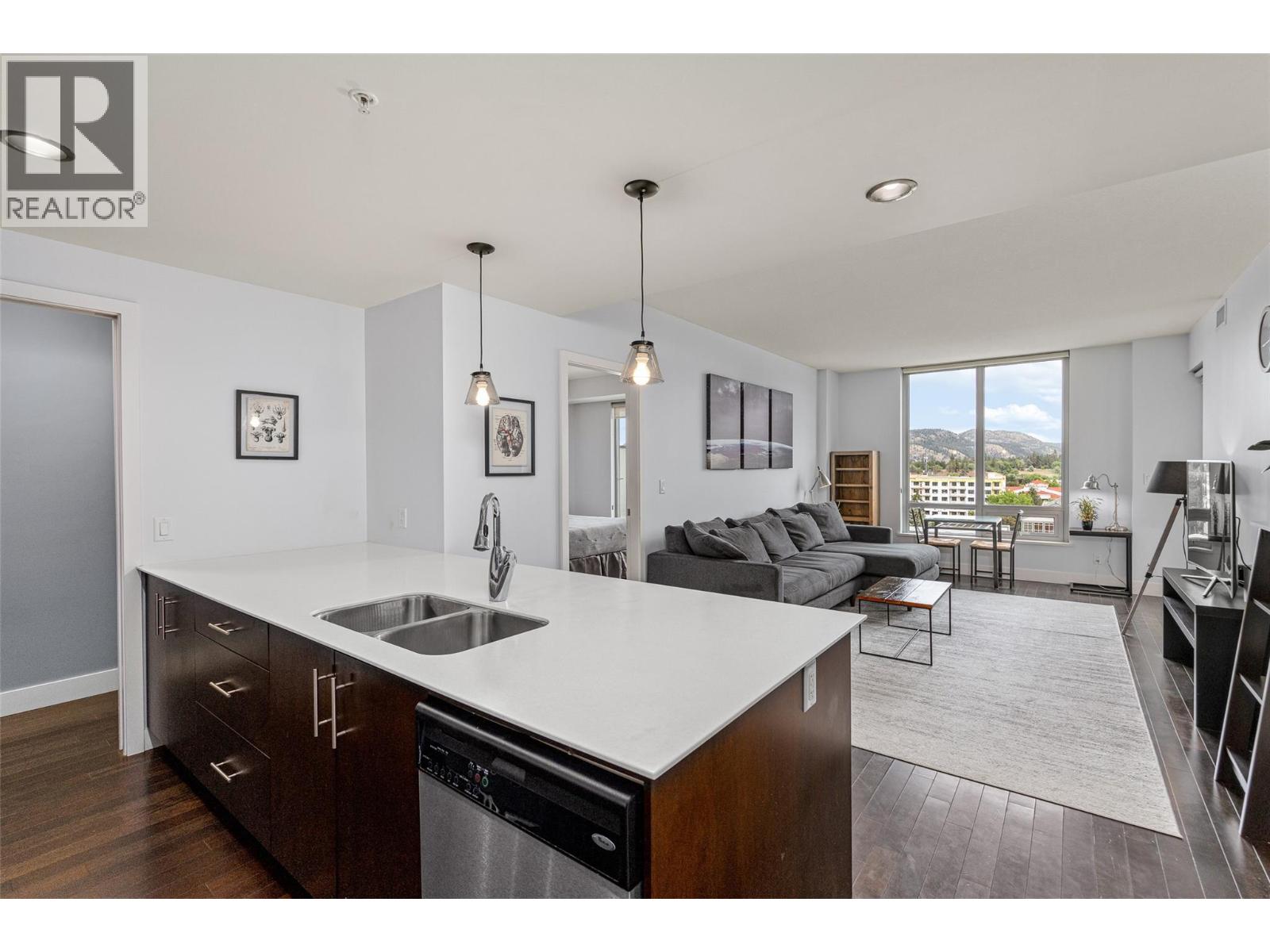 #807 2040 Springfield Road - 16