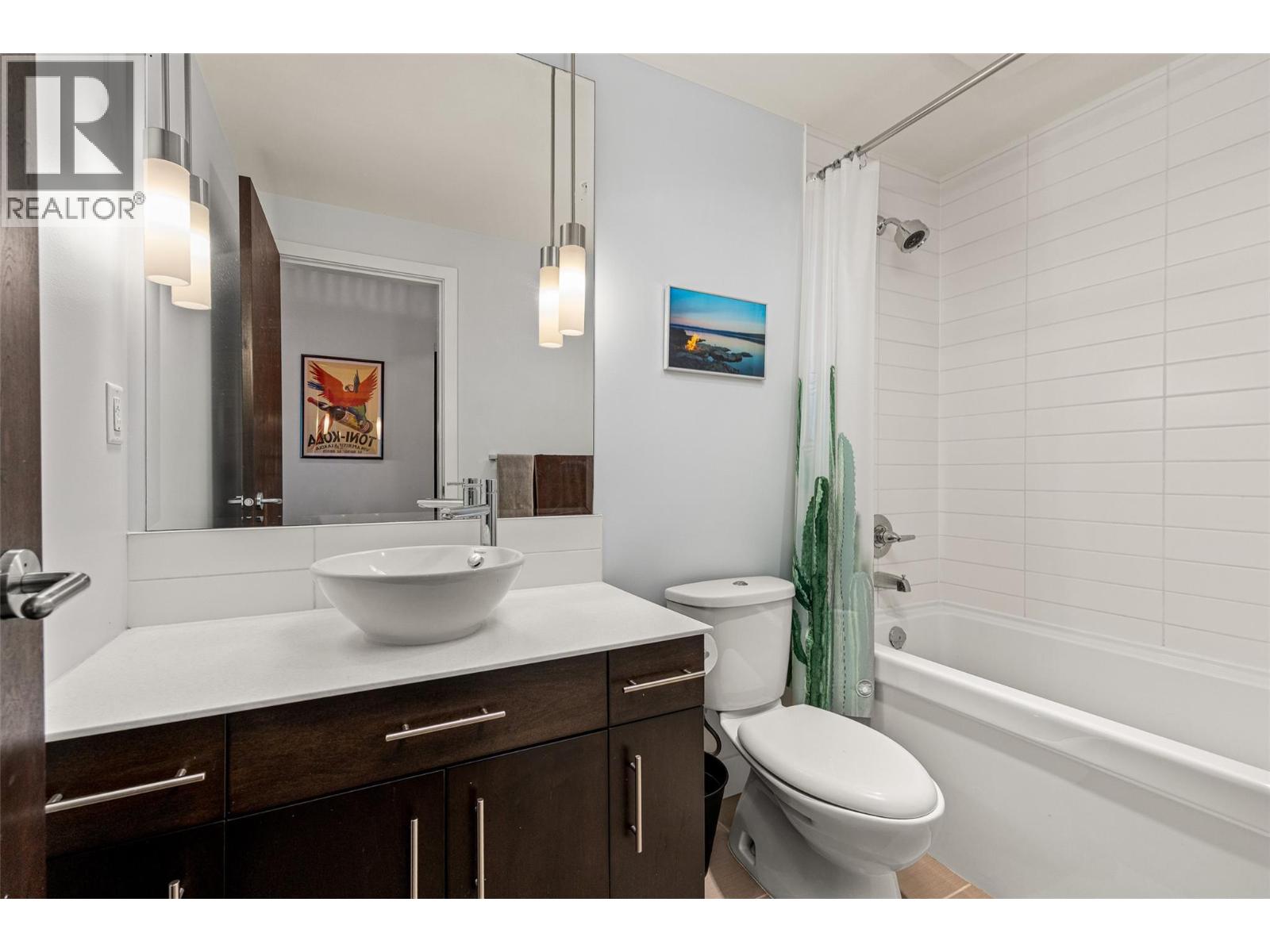 #807 2040 Springfield Road - 33