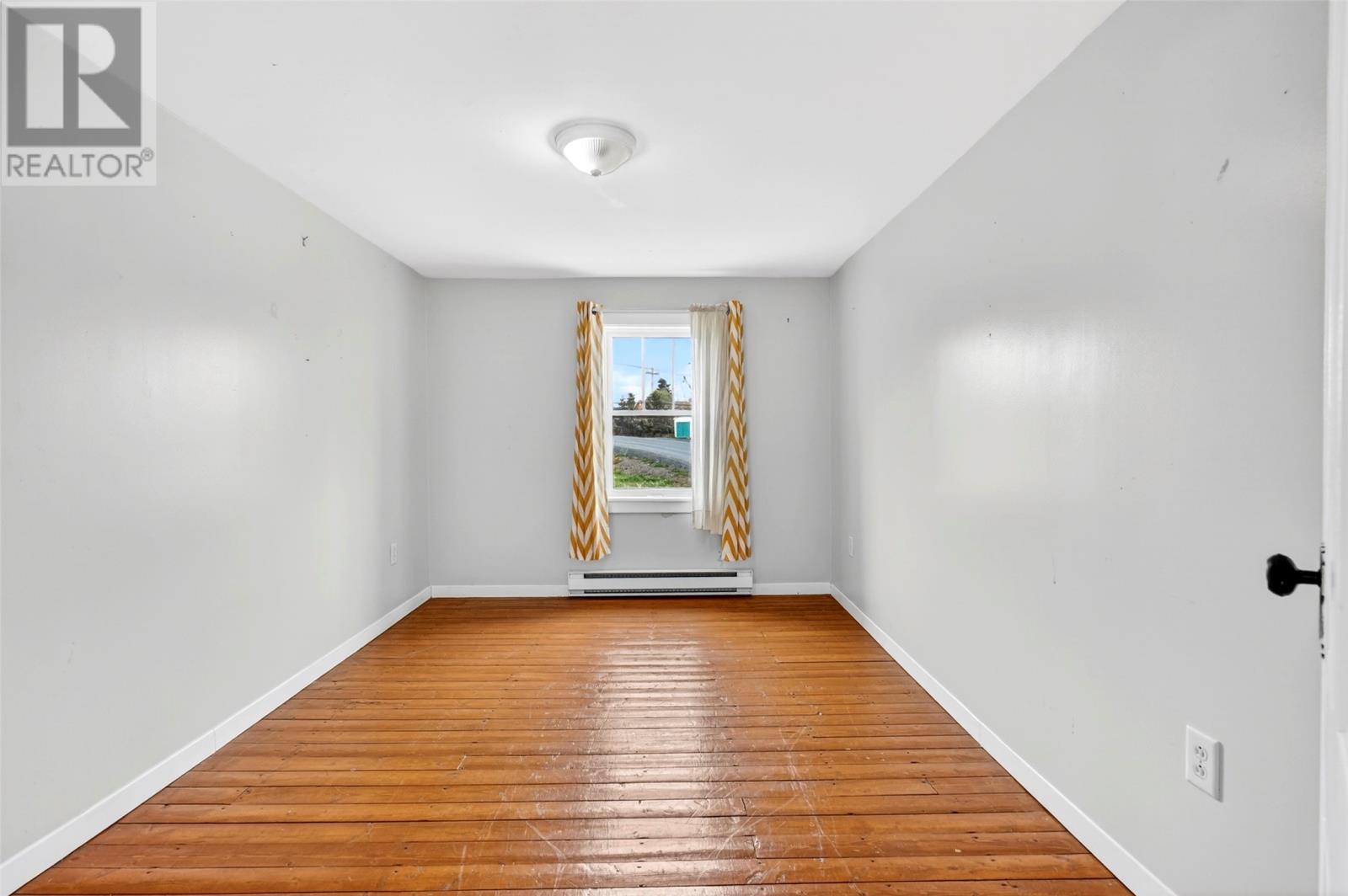 9 Bareneed Road - 29