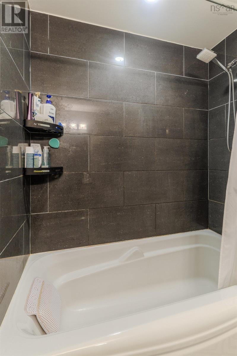 #308 15 Kings Wharf Place - 17