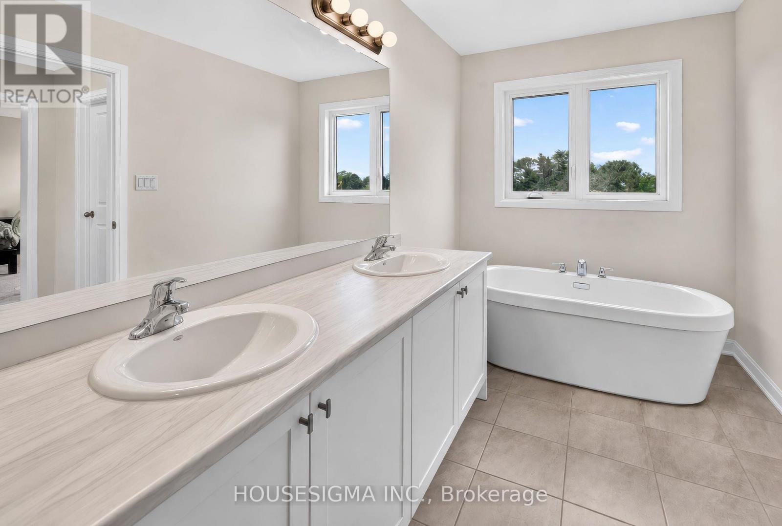 32 OAKMONT DRIVE - 26