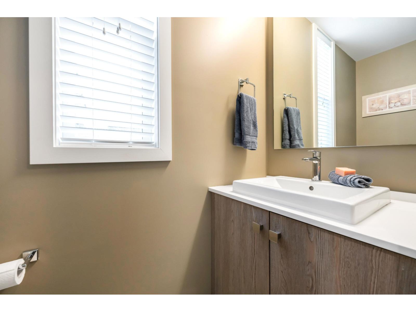 31 1938 N PARRALLEL ROAD, Abbotsford