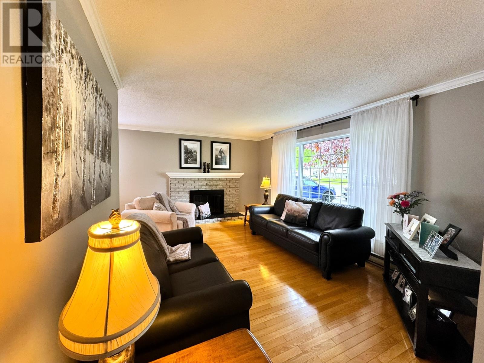20 Elmwood Crescent - 13