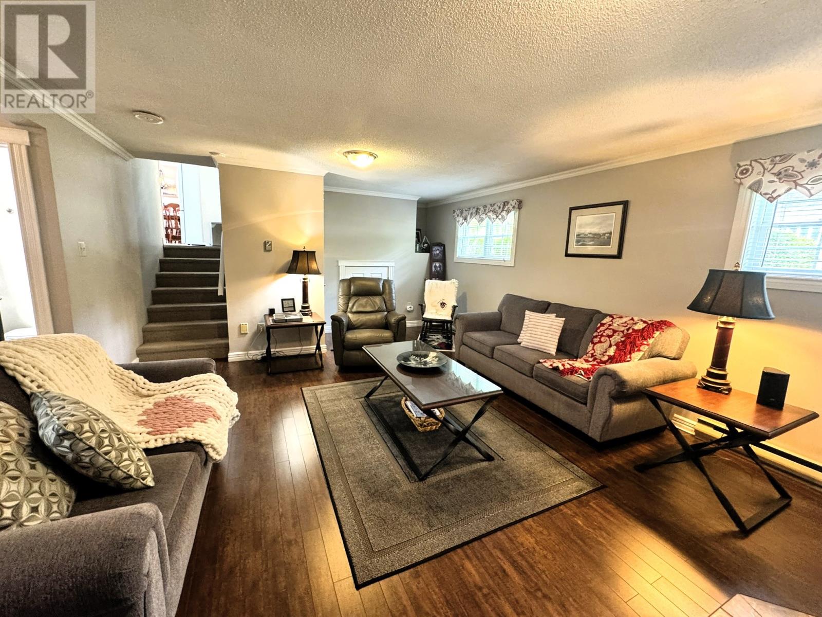20 Elmwood Crescent - 20