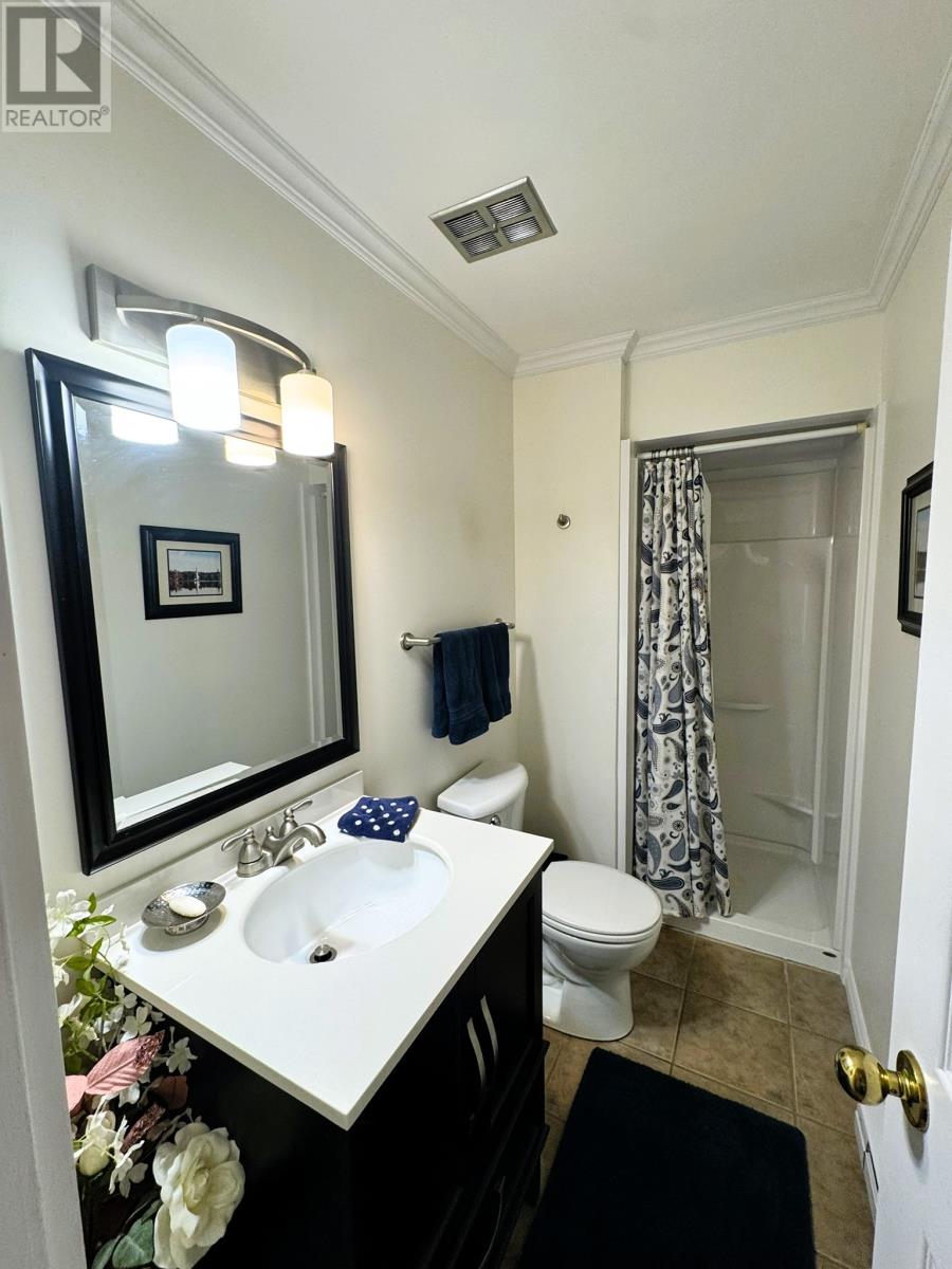 20 Elmwood Crescent - 23