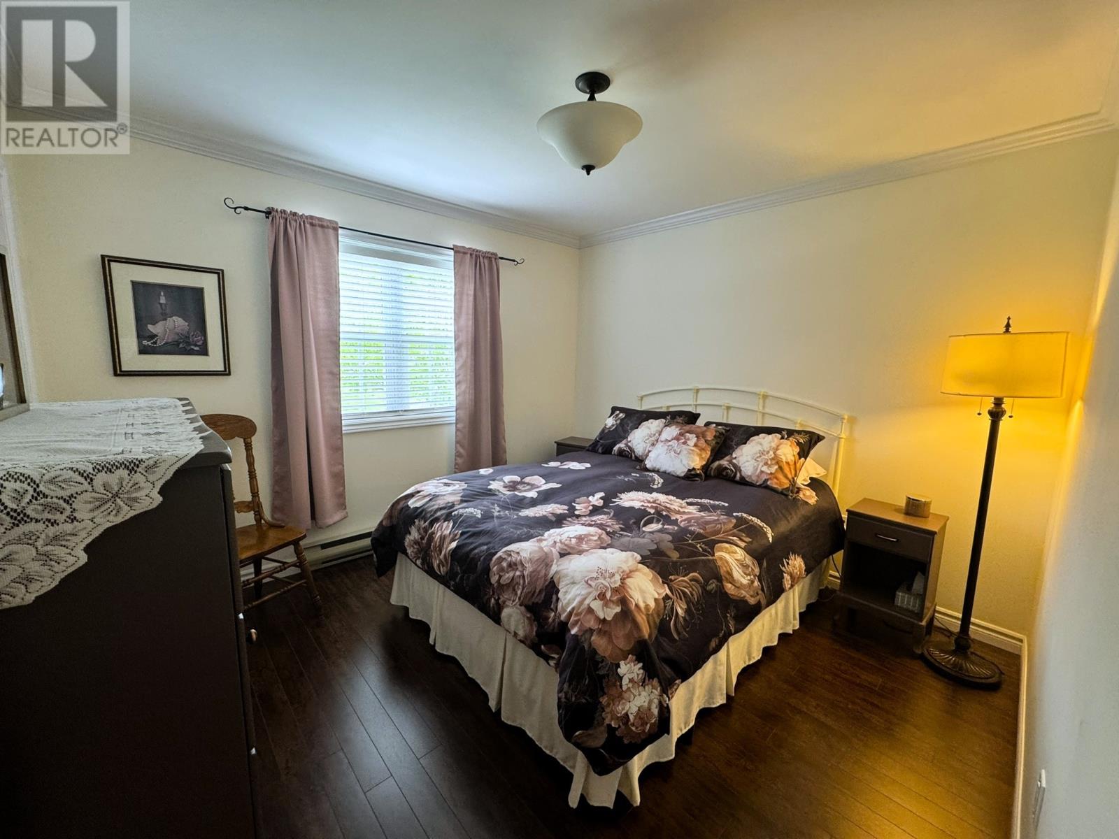 20 Elmwood Crescent - 27