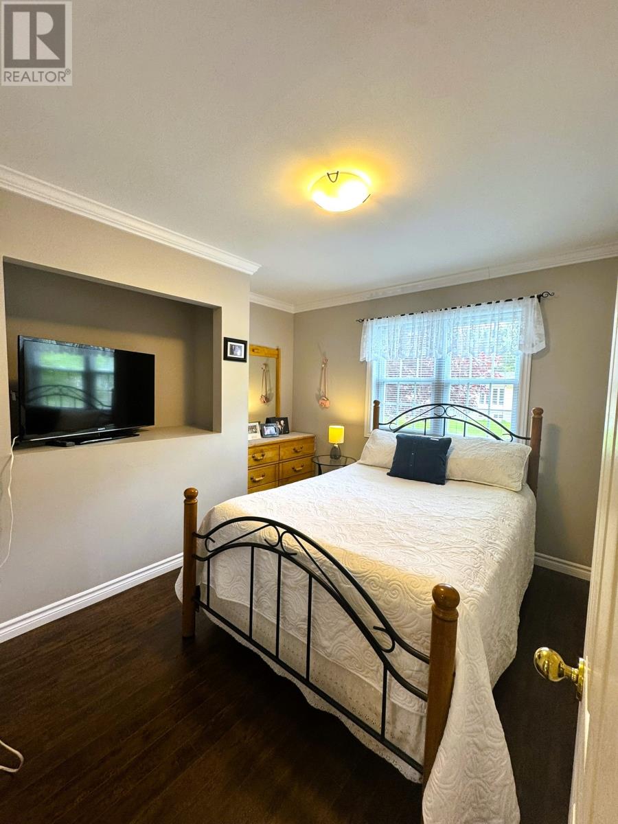 20 Elmwood Crescent - 29