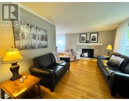 20 Elmwood Crescent thumbnail 12