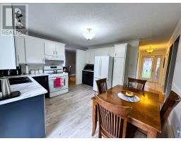 20 Elmwood Crescent thumbnail 17