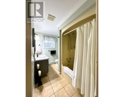 20 Elmwood Crescent thumbnail 28