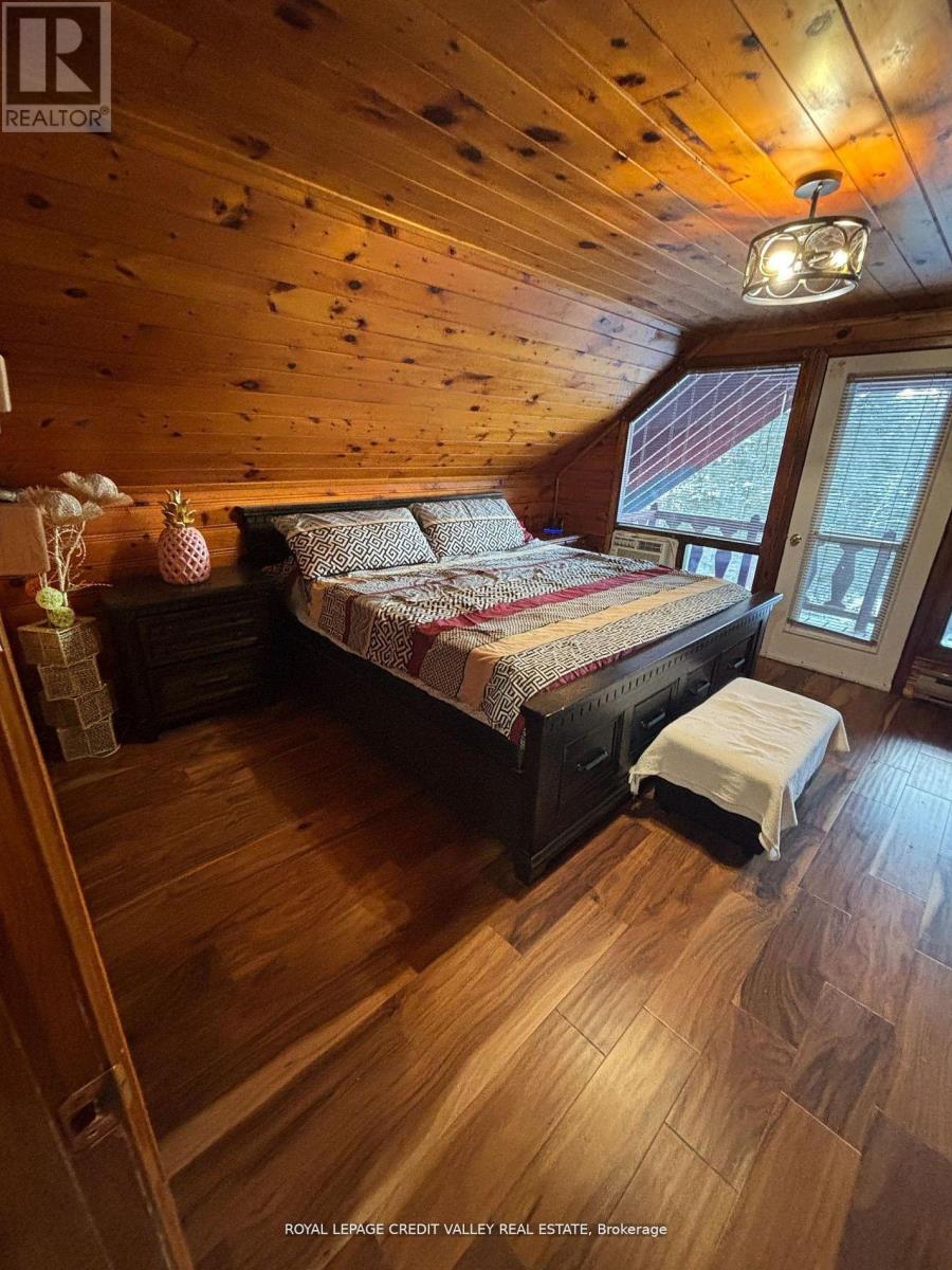 992 SOUTH BAPTISTE LAKE ROAD - 23
