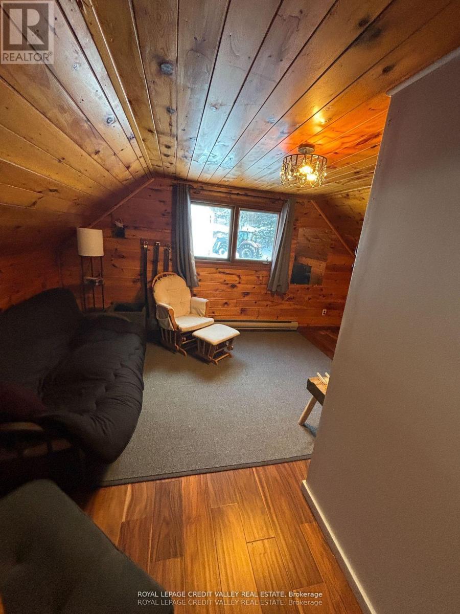992 SOUTH BAPTISTE LAKE ROAD - 25