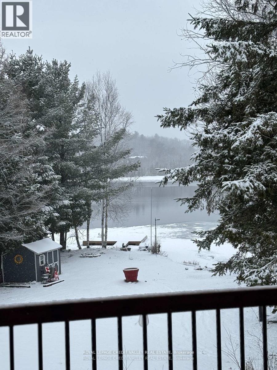 992 SOUTH BAPTISTE LAKE ROAD - 38