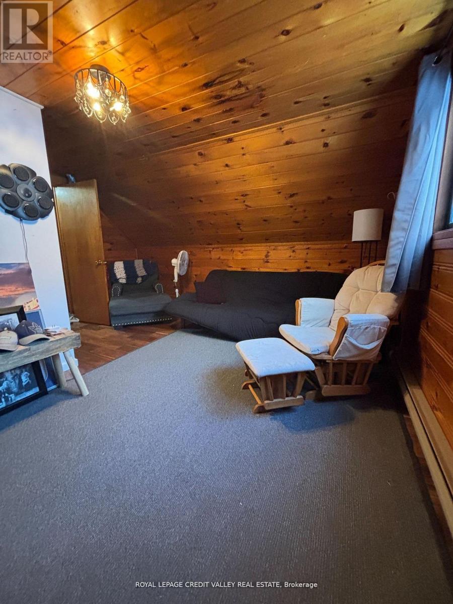 992 SOUTH BAPTISTE LAKE ROAD - 26