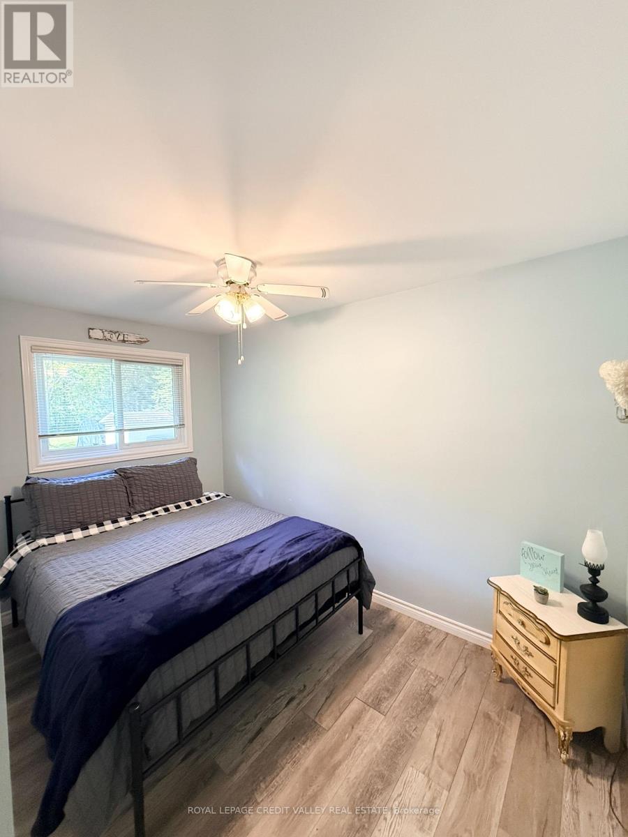 1627 NORTH BAPTISTE LAKE ROAD W - 19