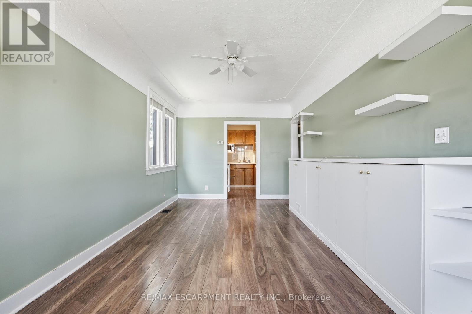 96 PALING AVENUE - 6