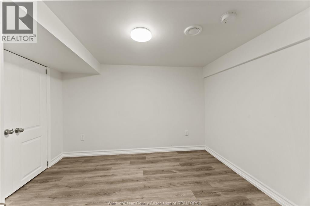 285 BELLEPERCHE PLACE - 29